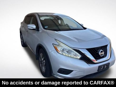 Used 2016 Nissan Murano S AWD/4WD image 3