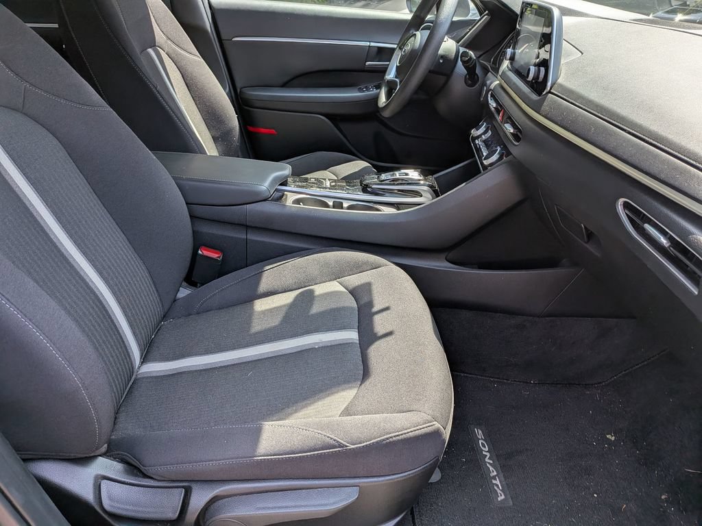 Used 2022 Hyundai Sonata SEL w/ Preferred Accessory Package FWD image 34