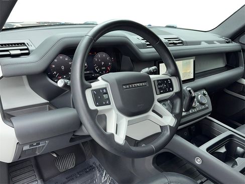 Used 2024 Land Rover Defender 110 X-Dynamic SE image 14