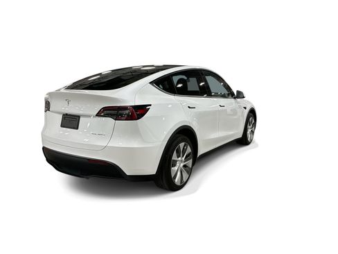 Certified 2023 Tesla Model Y Long Range AWD/4WD image 6