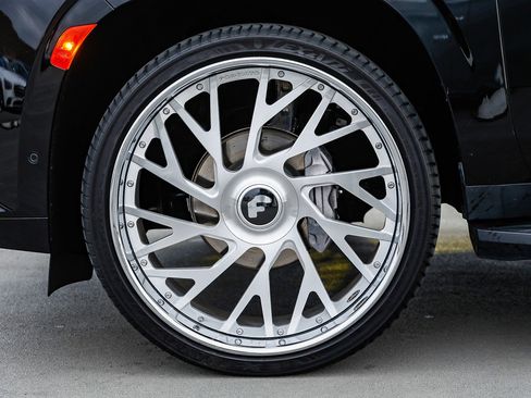 Used 2023 Cadillac Escalade Sport image 9