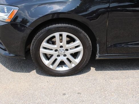 Used 2018 Volkswagen Jetta S FWD image 34