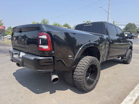 Used 2020 RAM 3500 Laramie w/ Night Edition AWD/4WD image 3