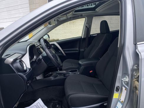 Used 2018 Toyota RAV4 XLE w/ Plus Extra Value Package image 11