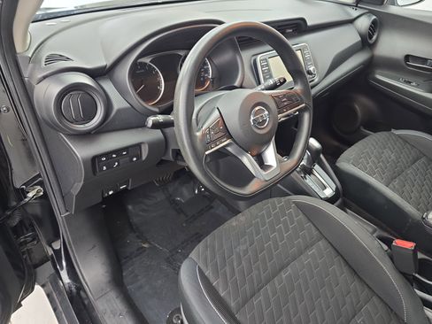 Certified 2021 Nissan Kicks S image 15