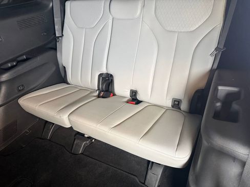 Used 2022 Hyundai Palisade SEL w/ Premium Package AWD/4WD image 21