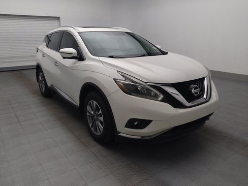 Used 2018 Nissan Murano SL w/ Moonroof Package FWD image 13
