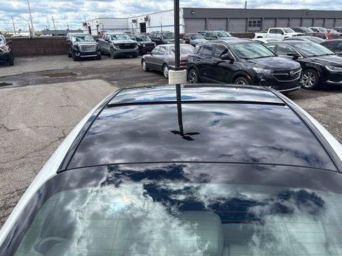 Used 2019 Mercedes-Benz C 300 4MATIC Sedan image 6