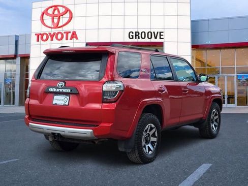 Used 2019 Toyota 4Runner TRD Off-Road Premium AWD/4WD image 6