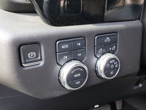 Used 2024 GMC Sierra 1500 Elevation w/ X31 Off-Road Package AWD/4WD image 14