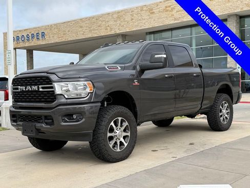 Used 2024 RAM 2500 Big Horn w/ Sport Appearance Package image 10