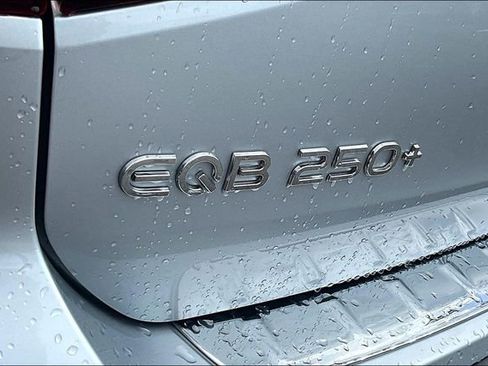 New 2025 Mercedes-Benz EQB 250+ image 10