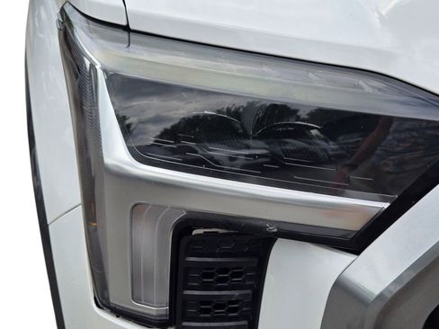 Used 2023 Toyota Tundra Limited w/ Power Package AWD/4WD image 4