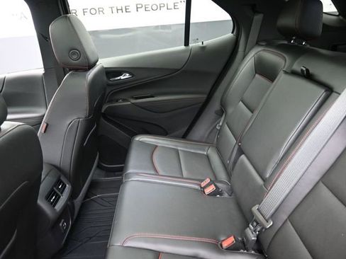 Used 2023 Chevrolet Equinox RS w/ RS Leather Package image 22