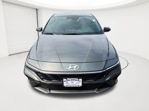 Certified 2025 Hyundai Elantra Sport FWD image 22