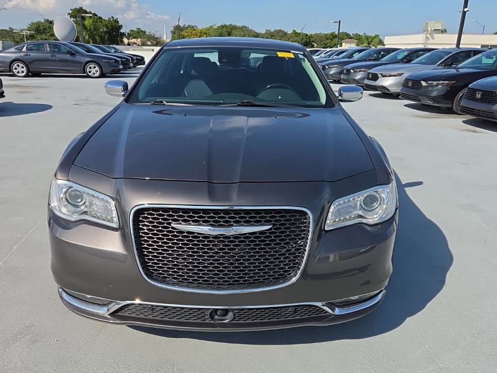 Used 2017 Chrysler 300 C w/ Safetytec Plus Group RWD image 2