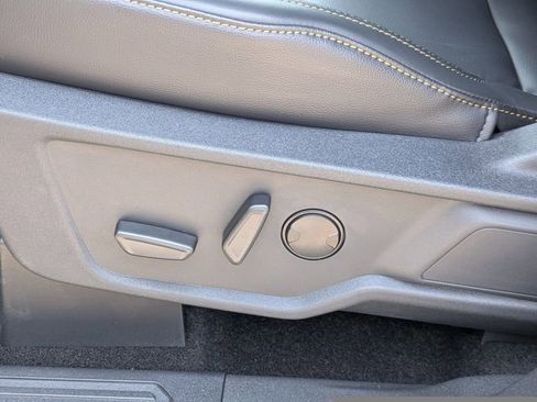 New 2025 Ford Bronco Badlands image 15