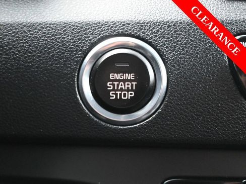 Used 2019 Kia Niro LX image 23