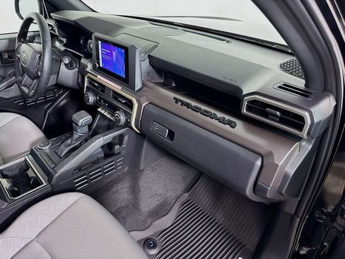 Used 2025 Toyota Tacoma SR5 RWD image 27