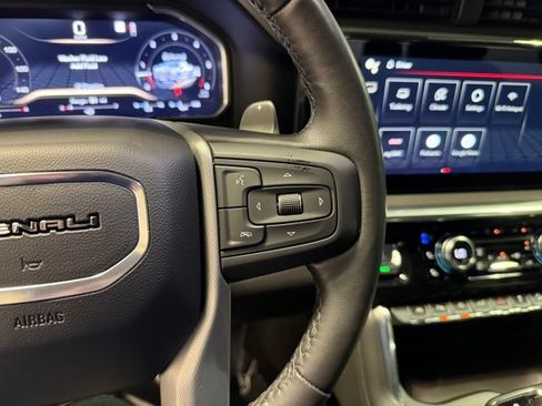 Used 2023 GMC Sierra 1500 Denali AWD/4WD image 18
