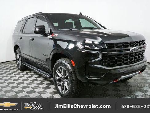 Used 2024 Chevrolet Tahoe Z71 w/ Luxury Package AWD/4WD image 1