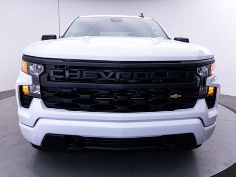 Used 2024 Chevrolet Silverado 1500 Custom AWD/4WD image 10