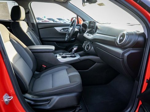 Used 2025 Chevrolet Blazer LT image 15