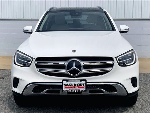 Used 2022 Mercedes-Benz GLC 300 4MATIC w/ Premium Package Lite image 3