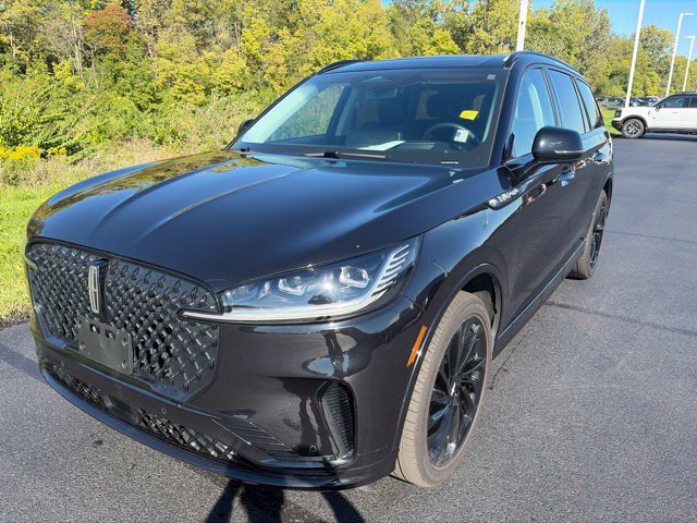 Used 2025 Lincoln Aviator Reserve w/ Equipment Group 201A AWD/4WD image 6