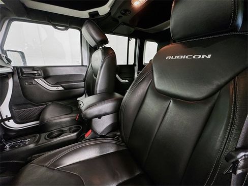 Used 2017 Jeep Wrangler Unlimited Rubicon image 21