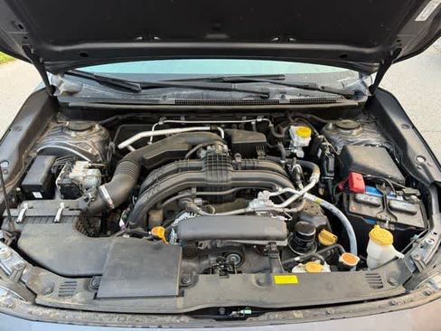 Used 2020 Subaru Impreza 2.0i Premium AWD/4WD image 4