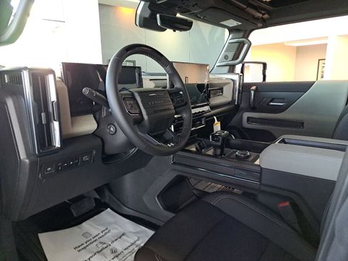 New 2026 GMC Hummer EV SUV image 19