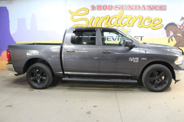 Used 2019 RAM 1500 Classic SLT AWD/4WD image 1