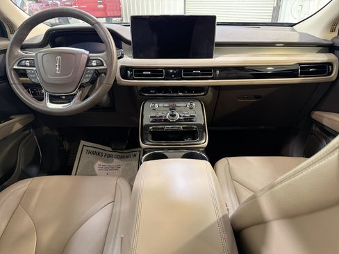 Used 2022 Lincoln Nautilus FWD image 22