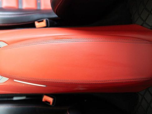 Used 2015 Ferrari F12 Berlinetta RWD image 31