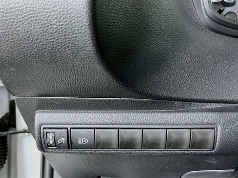 Used 2025 Toyota Corolla LE FWD image 13