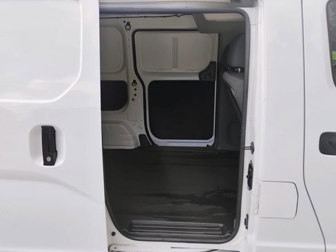 Used 2021 Nissan NV200 SV image 15