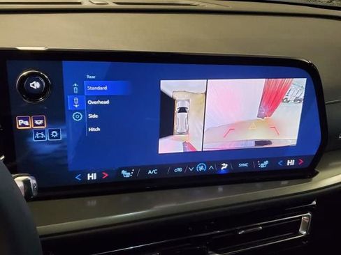 New 2026 Chevrolet Traverse LT w/ Sun and Wheel Package image 26