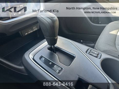 Used 2024 Subaru Crosstrek 2.0i Premium AWD/4WD image 17