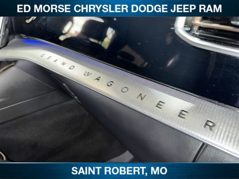 Used 2023 Jeep Grand Wagoneer L Series III AWD/4WD image 26