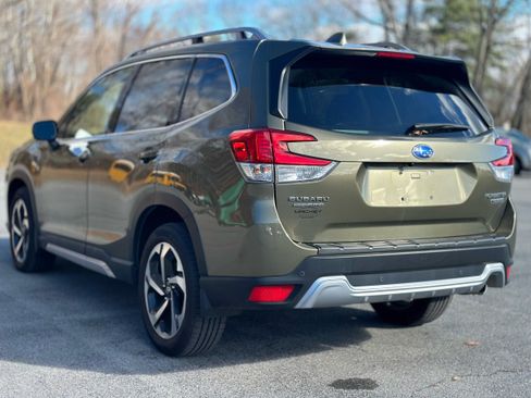 Used 2022 Subaru Forester Touring image 9