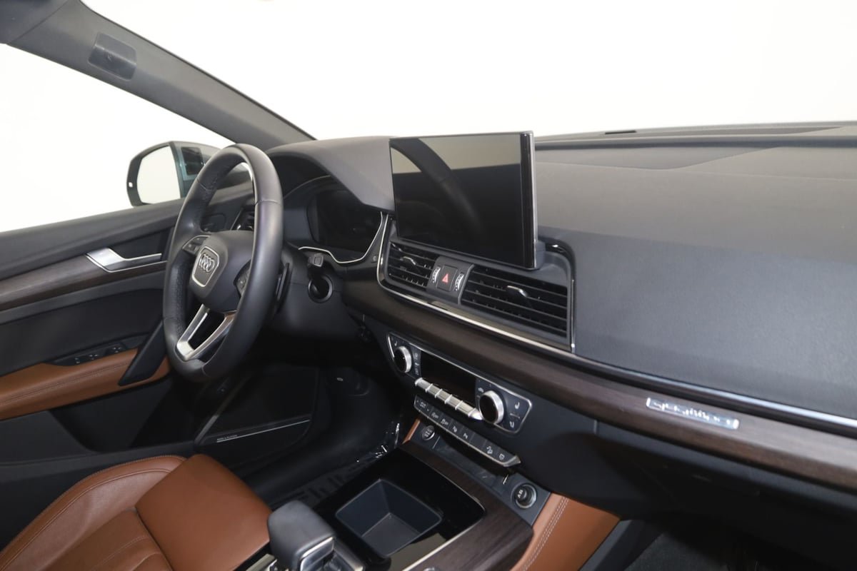Used 2023 Audi Q5 2.0T Prestige w/ Prestige Package AWD/4WD image 37