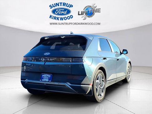 Used 2023 Hyundai Ioniq 5 SEL image 3