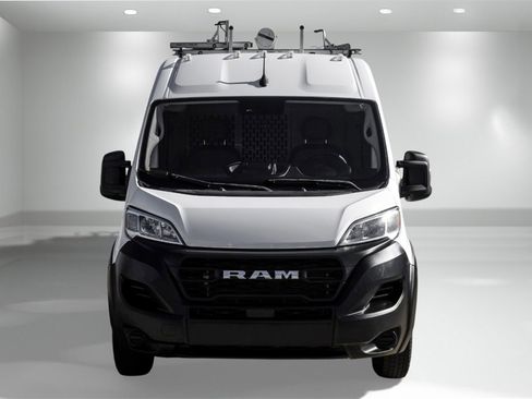 Used 2023 RAM ProMaster 2500 image 4