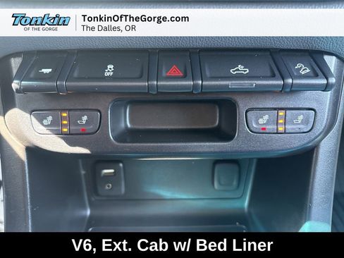 Used 2016 Chevrolet Colorado Z71 AWD/4WD image 21
