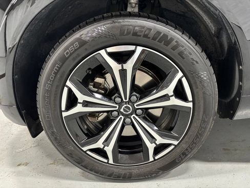 Used 2022 Volvo XC60 B5 Momentum w/ Climate Package AWD/4WD image 58