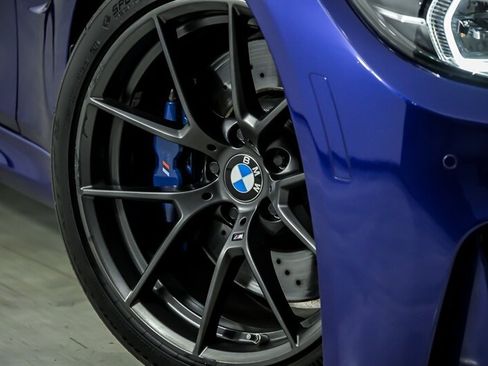 Used 2018 BMW M3 CS w/ Executive Package RWD image 4