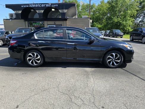 Used 2016 Honda Accord EX-L image 2