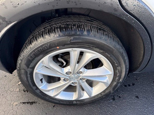 Used 2023 Buick Encore GX Preferred w/ Cold Weather Comfort Package FWD image 6