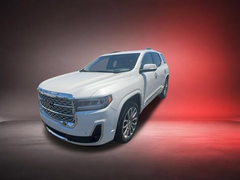 Certified 2023 GMC Acadia Denali w/ Denali Ultimate Package AWD/4WD image 4